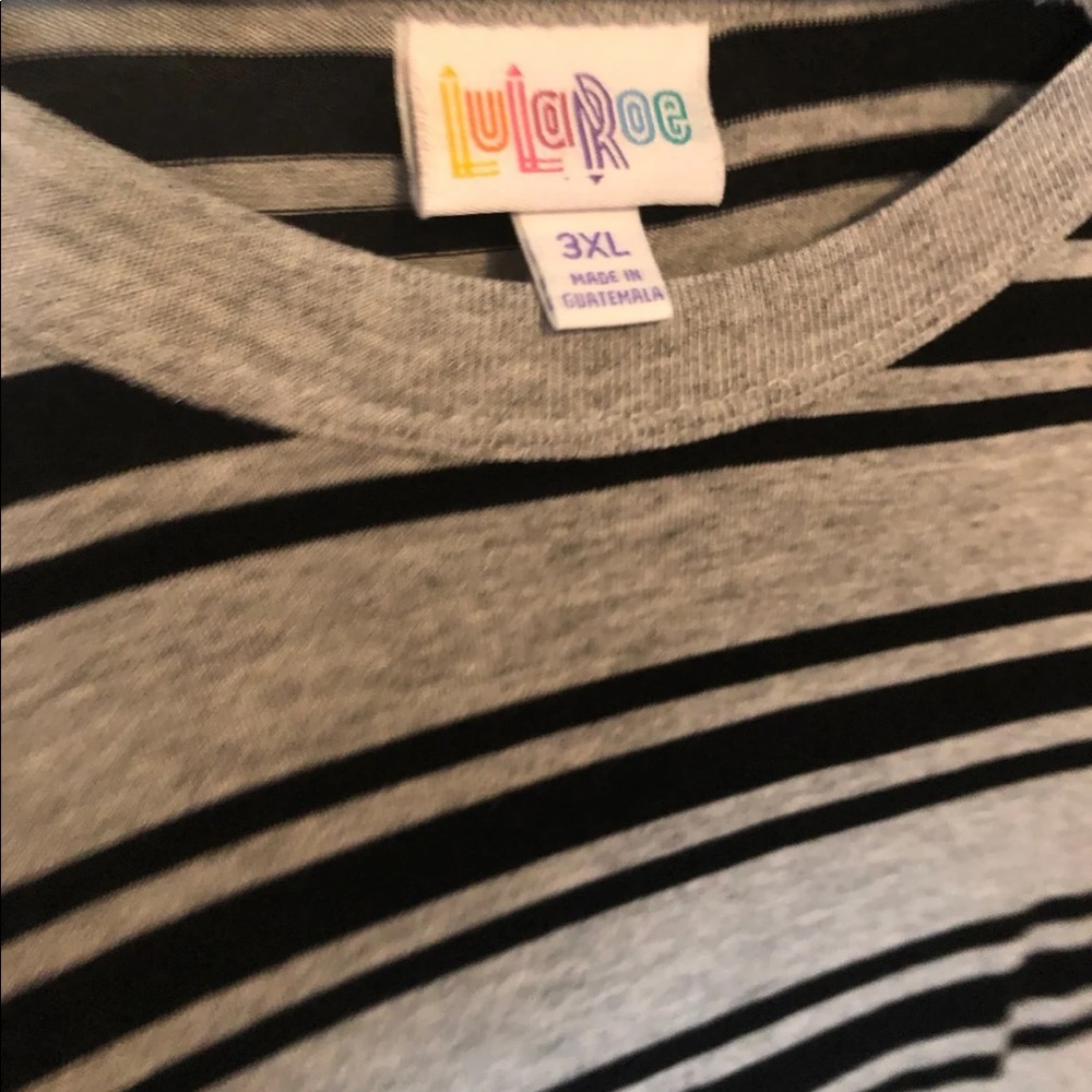 Lularoe Randy tee - Picture 3 of 5